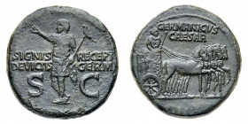 Caligola (37-41 d.C.)
Dupondio - Zecca: Roma - Diritto: l'Imperatore in trionfo su una quadriga verso destra tiene uno scettro con la mano sinistra e...
