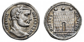 Galerio Massimiano (305-311 d.C.)
Argenteo databile al periodo 294-305 d.C. - Zecca: Antiochia - Diritto: testa laureata di Galerio Massimiano a dest...