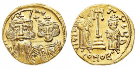 Costante II (641-668) - Solido databile al 663 - Zecca: Costantinopoli - Diritto: mezzi busti affiancati dell'Imperatore e del figlio, Costantino IV, ...