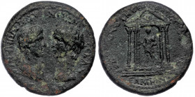 MYSIA. Pergamum. Tiberius with Livia (14-37). AE. P. Petronius P.f., proconsul of Asia.
CЄBACTOI ЄΠI ΠЄTPΩNIOY TO ς./ Draped bust of Livia and laureat...