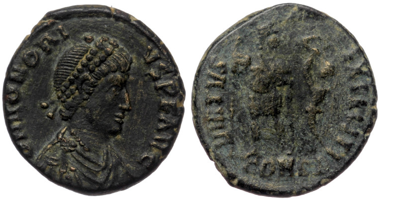 Honorius. (393-423) AE18 Constantinople, 
D N HONORIVS P F AVG - diademed, drape...