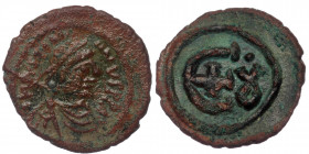 Justinian I. 527-565. AE pentanummium Antioch or Theopolis mint. 
D N IVSTI - I - ANVS P P, diademed, draped and cuirassed bust of Justinian I right
R...