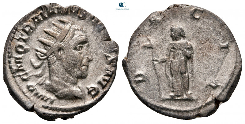 Trajan Decius AD 249-251. Rome
Antoninianus AR

20 mm, 2,85 g



very fin...