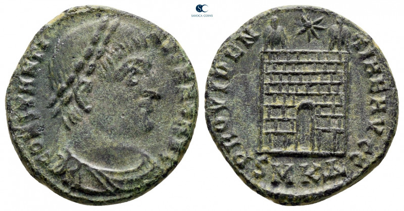 Constantine I the Great AD 306-337. Cyzicus
Follis Æ

18 mm, 3,00 g



ve...