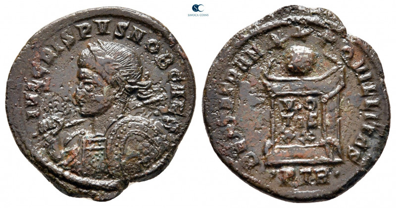 Crispus, as Caesar AD 316-326. Treveri
Follis Æ

18 mm, 2,83 g



very fi...