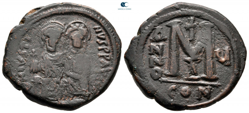 Justin II and Sophia AD 565-578. Constantinople
Follis or 40 Nummi Æ

31 mm, ...