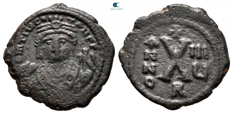 Maurice Tiberius AD 582-602. Theoupolis (Antioch)
Decanummium Æ

18 mm, 2,51 ...