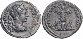 ROMAN EMPIRE
Caracalla (198-217 AD), AR Denarius (3.03g), struck 201 AD, Rome
ANTONINVS PIVS AVG, laureate and draped bust right / PART MAX PONT TRP...