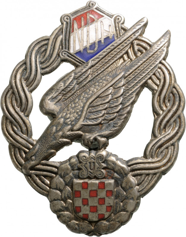 CROATIA
WW2 Paratrooper`s Badge
Breast Badge, 50x40 mm, silvered Tombac, origi...