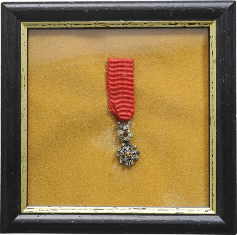 FRANCE
ORDER OF THE LEGION OF HONOR
Knight`s Cross Miniature De Luxe with Bril...