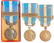 FRANCE
Colonial Medal, instituted in 1893
Breast Badge, 30 mm, Silver, hallmarked on the rim, original suspension ring and ribbon with "Extreme Orie...
