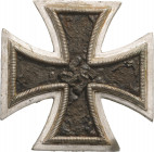 GERMANY - 3RD REICH
Iron Cross 1939 
1st Class, instituted in 1939. Breast Badge, 44 mm, Silver, with pin on reverse (rosted). II 
Estimate: EUR 40...