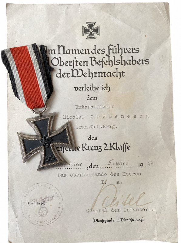 GERMANY - 3RD REICH
Iron Cross 1939 
2nd Class, instituted in 1939. Breast Bad...