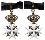 MALTA
ORDER OF MALTA
Magistral Commander's Cross. Neck Badge, gilt Silver, obverse enameled, original crown suspension device and silk ribbon. Nice ...