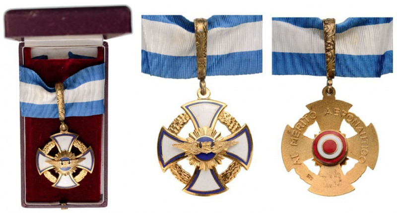 PERU
ORDER OF AERONAUTICAL MERIT
Commander's Cross, 3rd Class, instituted in 1...