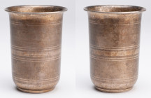 RUSSIA
Silver-gilt tumbler
Litron model decorated with streaks. Weight 82 g, height 10 cm. No mark, no doubt Russia. Good condition. 
Estimate: EUR...