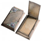 RUSSIA
Silver and enamel desk pad
Model with a removable lid (no pen in the penholder) and paper reserve, original enamel with motive of flower, Art...
