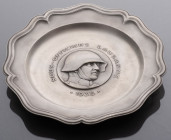 SWITZERLAND
Commemorative Tin Plate
Commemorative molded tin plate celebrating "The NCOs of Lausanne 1935". Relief medallion engraving signed "Peka"...