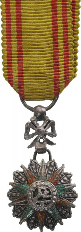 TUNISIA
ORDER OF NICHAN AL IFTIKHAR
Knight's Cross Miniature, 5th Class, Ali B...