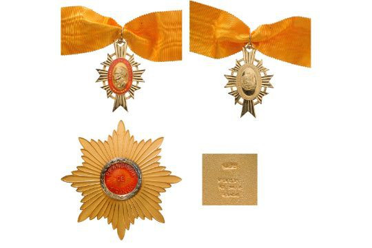 VATICAN
ORDER OF FRANCISCO DE MIRANDA 
Grand Officer's Set, instituted in 1939...