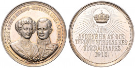 Silbermedaille, 1913
Deutschland, Kaiserreich nach 1871. auf die Thronbesteigung des Herzogpaares Ernst August + Viktoria Luise von Hannover.. 16,00g
...