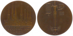 Bronzemedaille, 1926
Deutschland, Weimarer Republik 1919 - 1933. an die 700-Jahrfeier der Stadt Lübeck, Dm 33 mm.. 14,72g
Hasselmann 224. Röhl 400. 21...