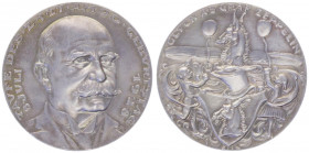 Silbermedaille, 1928
Deutschland, Weimarer Republik 1919 - 1933. auf die Taufe des LZ 127, von K. Goetz.. 19,34g
stgl