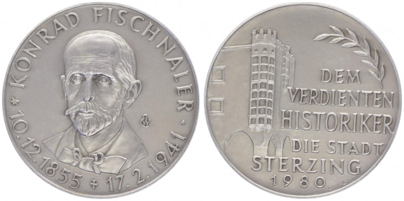 Silbermedaille, 1980
Italien. auf Konrad Fischnaler 1855 - 1941, Historiker.. 41...