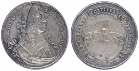Erzherzog Sigismund Franz 1662 - 1665
Blei - Silbermedaille, o. Jahr. Galvano, aussen Silber innen Blei, (Gnadenmedaille) auf seinen Regierungsantritt...