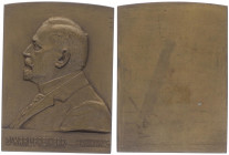 Bronzeplakette, o. Jahr
einseitig auf Karl Freiherr von Banhans.. Wien
60,32g
vz/stgl
