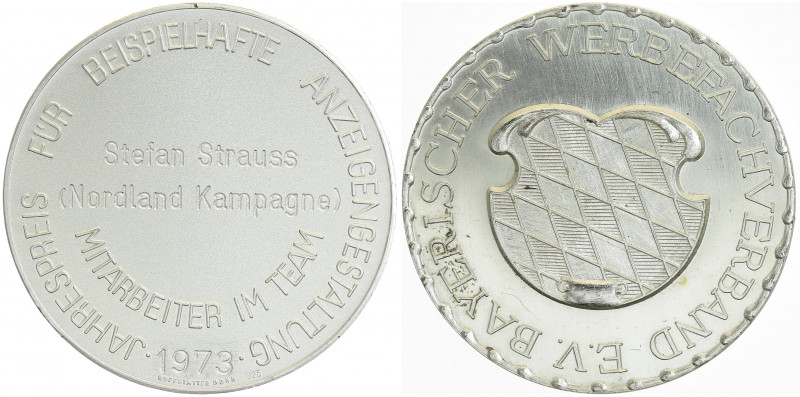 AG Verdienstmedaille 1973, für Stefan Strauss, Bayrischer Webefachverband
Deutsc...