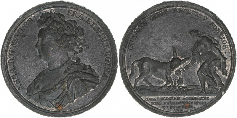 Königin Anna
Großbritannien. Zinnmedaille, 1708. auf die versuchte Invasion in S...