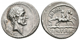 GENS MARCIA. Denario. (Ar. 4,02g/19mm). 56 a.C. Roma. (FFC 894; Crawford 425/1). Anv: Cabeza diademada de Ancus Marcius a derecha, detrás lítuo, debaj...