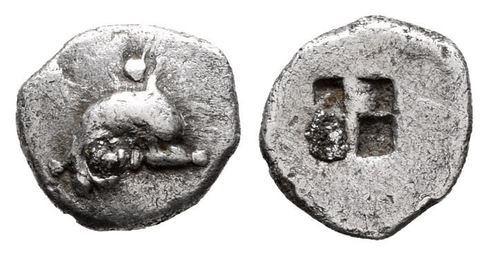 Thrace. Thasos. Obol. 500-480 BC. (Hgc-6). Anv.: Dolphin right; pellet above and...