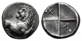 Thrace. Chersonesos. Hemidrachm. 357-320 BC. Kardia. (Bmc-47). Anv.: Forepart of lion to right, head reverted. Rev.: Quadripartite incuse square with ...