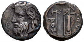 Skythia. Olbia. AE 22. 260-250 BC. (SNG BM Black Sea-524). (Hgc-3.2, 1887). Anv.: Horned and bearded head of Borysthenes left. Rev.: ΟΛΒΙΟ, axe and bo...