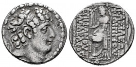 Seleukid Kingdom. Philip I Philadelphos. Tetradrachm. 95-75 BC. Antioch on the Orontes. (SC-Type 2488). (Hgc-9, 1323). Anv.: Diademed head right. Rev....