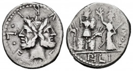 Furius. M. Furius L.f. Philus. Denarius. 119 BC. Central Italy. (Ffc-730). (Craw-281/1). (Cal-600). Anv.: (M. FO)VRI. L.F. around laureate head of Jan...