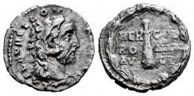 Commodus. Denarius. 191-192 AD. Rome. (Ric-III 251). (Rsc-190). Anv.: L AEL AVREL COMM AVG P FEL, bust to right in lion's skin headdress. Rev.: HERCVL...