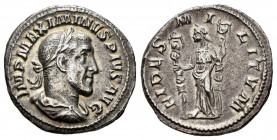 Maximinus I. Denarius. 236-238 AD. Rome. (Ric-7a). Anv.: MAXIMINVS PIVS AVG GERM, laureate, draped and cuirassed bust to right. Rev.: FIDES MILITVM, F...