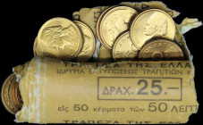 GREECE: 50x 50 Lepta (1980) in nickel-brass with value and inscription "ΕΛΛΗΝΙΚΗ ΔΗΜΟΚΡΑΤΙΑ". Markos Mpotsaris on reverse. Official roll from the Bank...