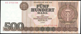 GERMANY / DEMOCRATIC REPUBLIC: Lot of 2 banknotes including 200 Mark (1985) + 500 Mark (1985). S/N: "AE 1309405 + AC 3753198". (Pick 32 + 33) & (Spink...