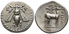 Ionia. Ephesos . ΜΕΝΕΚΡΑΤΗΣ (Menekrates), magistrate 202-150 BC. Drachm AR