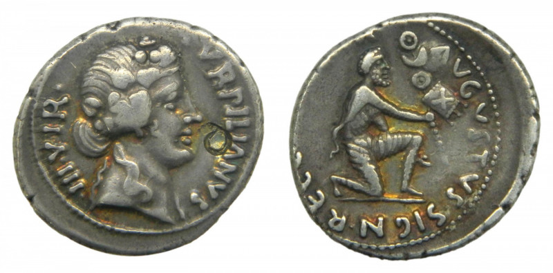 Augusto (27 aC-14 dC). Denario. AR. Emisión del monedero P. Petronio Turpiliano ...