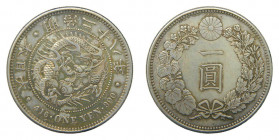 Japon 1895. (Yr.28) 1 yen (Y#25.3) Mutsuhito. Dragon. 26,47 gr AR. 
mbc+