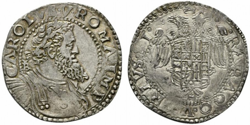 NAPOLI. Carlo V ( Carlo I di Spagna) (1516-1554) Mezzo ducato (g. 14,9). • CΛROL...