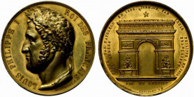Francia. Luigi Filippo (1830-1848) Medaglia in AE dorato 1836 per celebrare il completamento dell'Arco di Trionfo di Parigi. (opus: Montagny) (54mm) L...