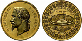 Francia. Napoleone III (1852-1870) Medaglia in AE dorato 1867 per l'Esposizione Universale di Parigi (52mm.) NAPOLEON III EMPEREUR Testa laureata a si...