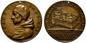 ROMA. Pio II (1458-1464) Medaglia 1664 di restituzione. (opus: Girolamo Paladino) (43 mm.) PIVS II PONT MAX Busto a sn. con camauro e mozzetta R/ VELO...
