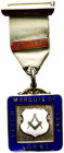 Distintivo-badge massoneria inglese con smalti con iscrizione. LEICH MARQUIS OF LERNE. COMMEMORATION 1871-1921 (Lunghezza con nastro: 64 mm.) - SPL+